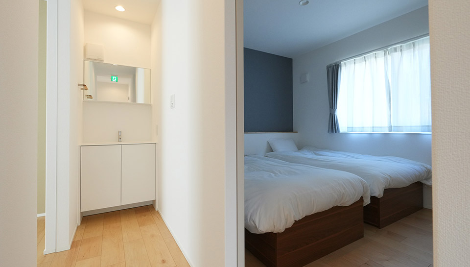 C_building interior