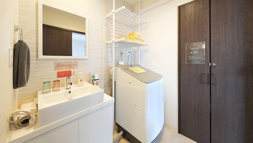 H_building bath room